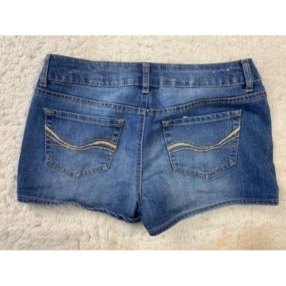 SO Size 7 Womens Shorts Shortie Stretch Mid Rise Med Wash - Picture 4 of 4